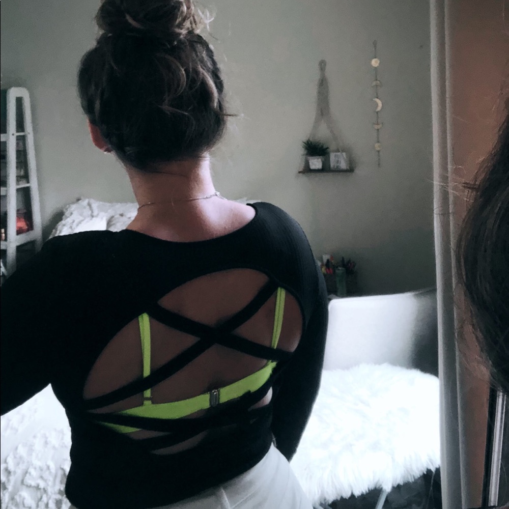 Victoria’s Secret | Ribbed Criss Cross Back Top